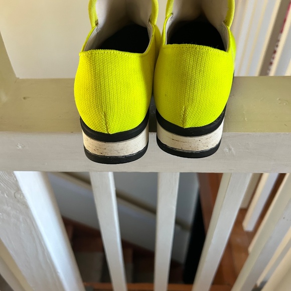 IRI Clogs Size 6 - Picture 3 of 3